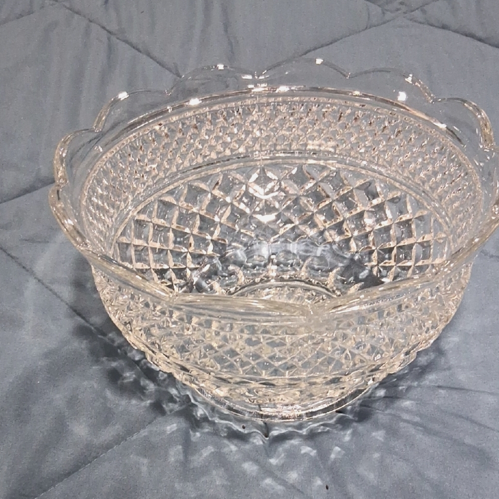 Elegant Clear Glass Bowl